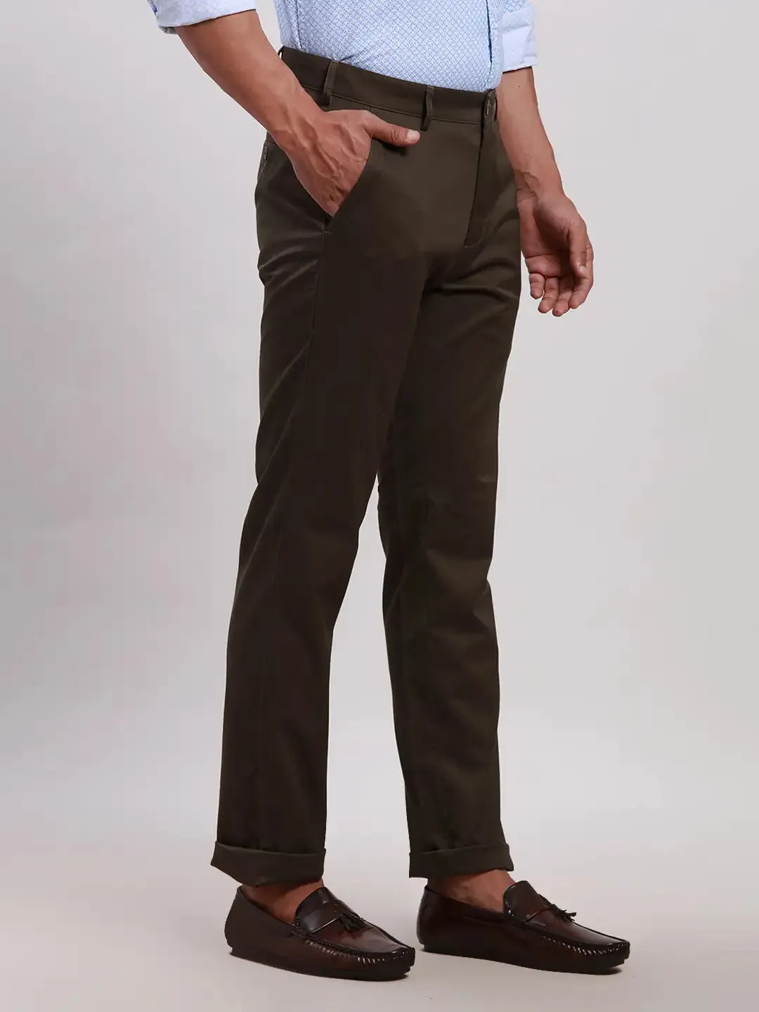 ColorPlus Men Green Tailored Fit Solid Piece Dyed Cotton Trousers