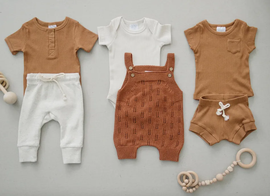 Mebie Baby - Organic Short-Sleeve Snap Shirt in Cider